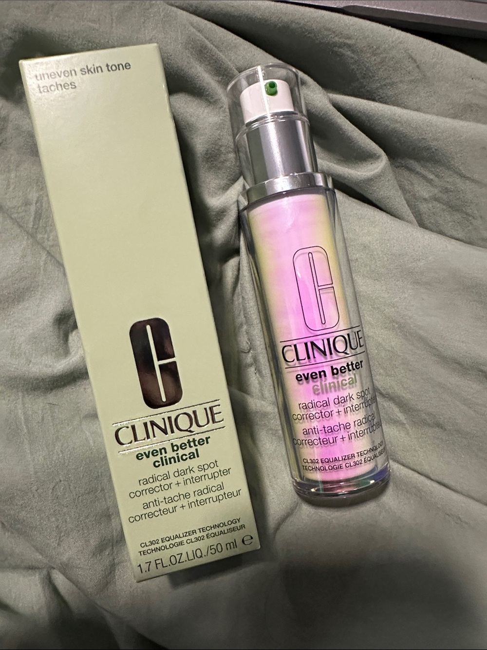 Clinique Even Better Clinical Radical Dark Spot Corrector